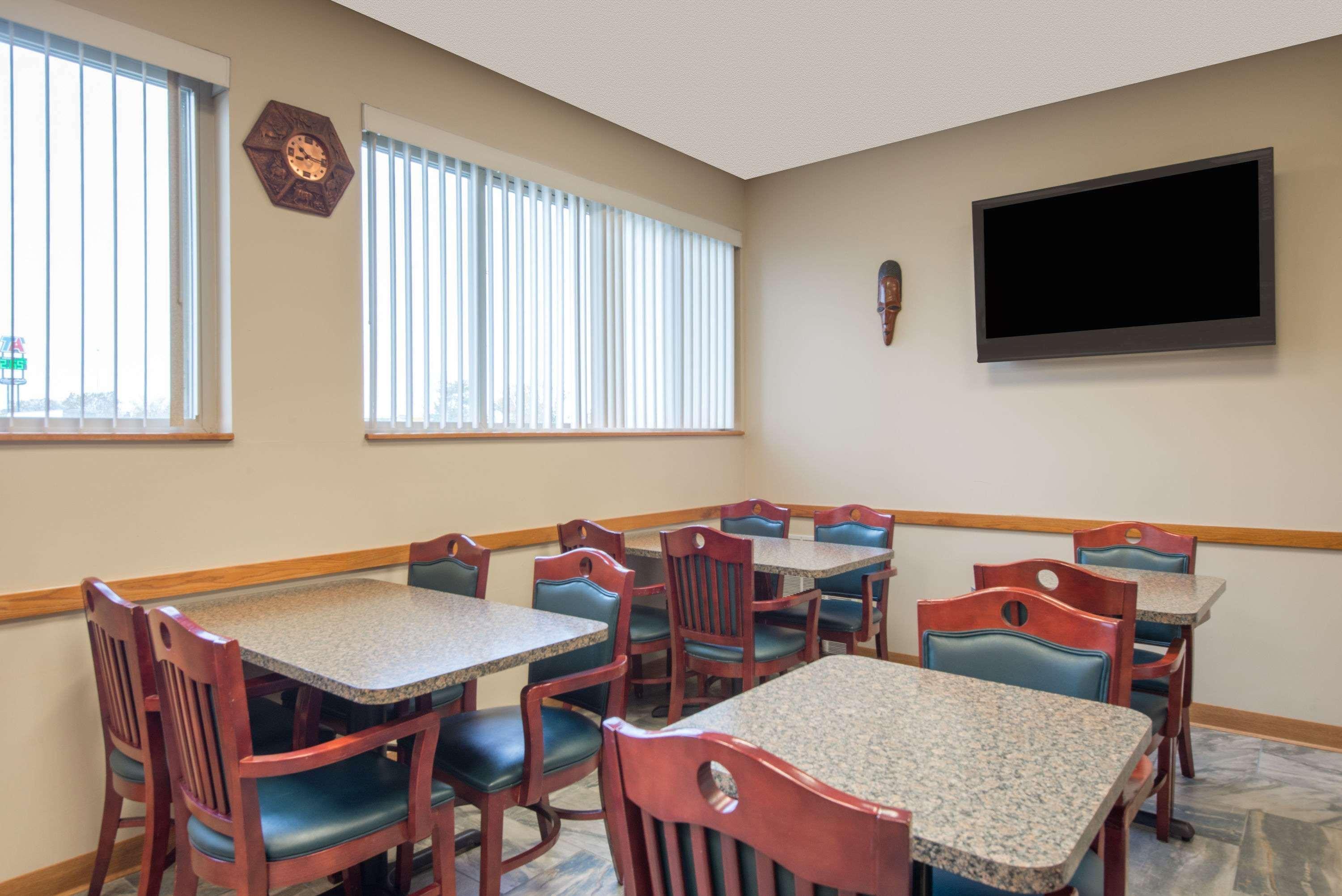 Super 8 By Wyndham Youngstown/Austintown Bagian luar foto