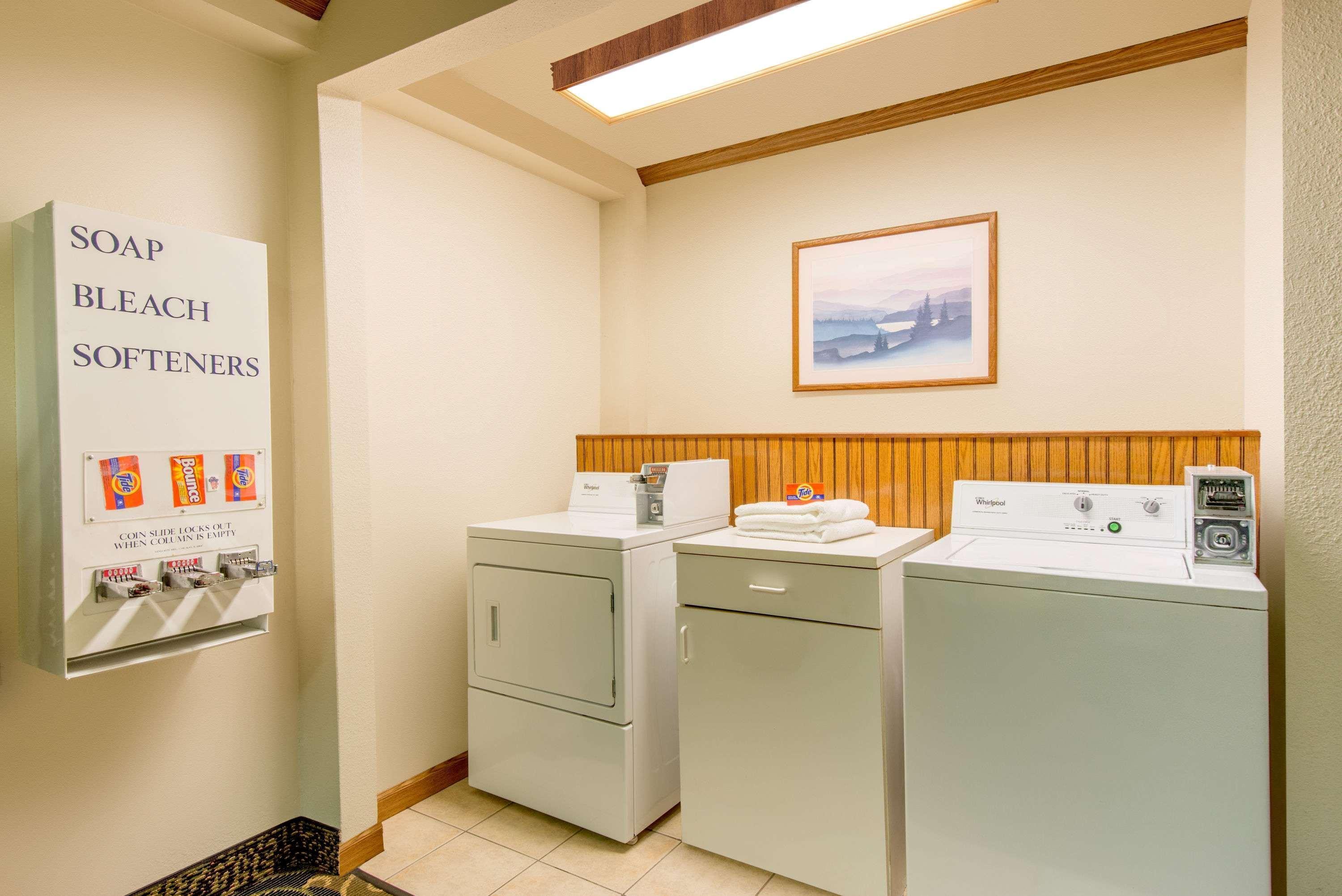 Super 8 By Wyndham Youngstown/Austintown Bagian luar foto