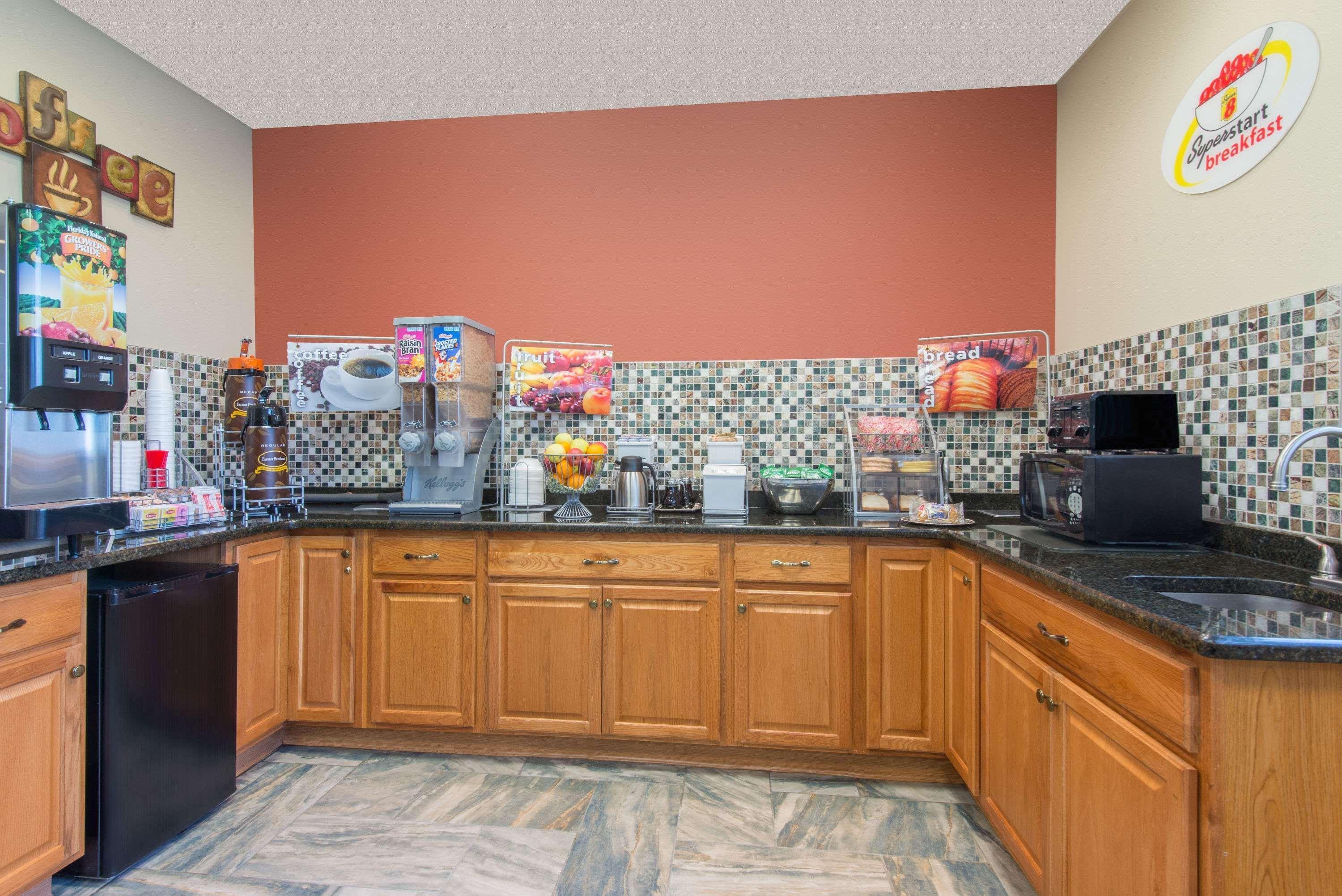 Super 8 By Wyndham Youngstown/Austintown Bagian luar foto
