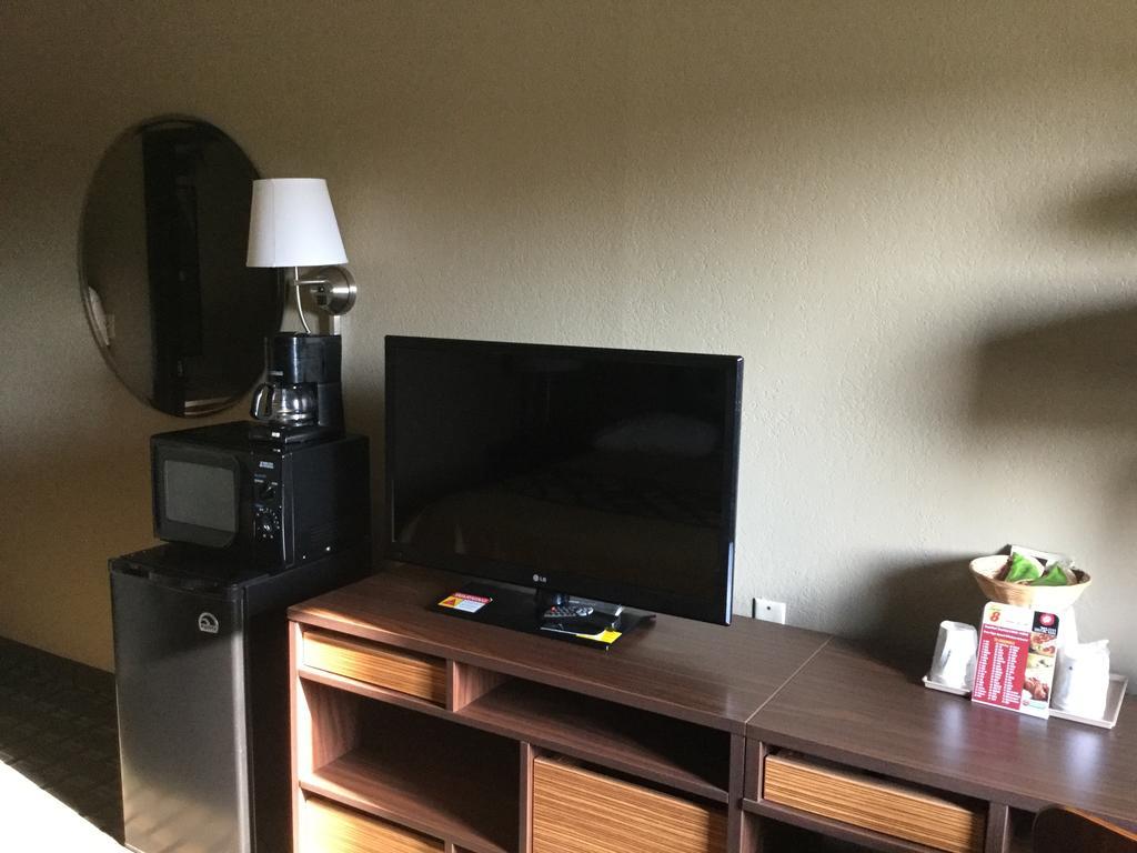 Super 8 By Wyndham Youngstown/Austintown Bagian luar foto
